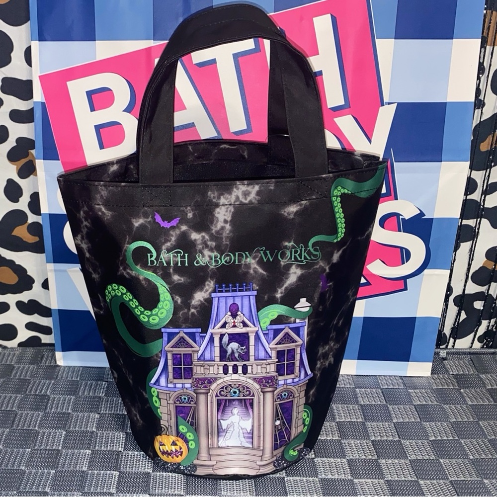BATH AND BODY WORKS HAUNTED HOUSE CANVAS BAG SMALL TOTE